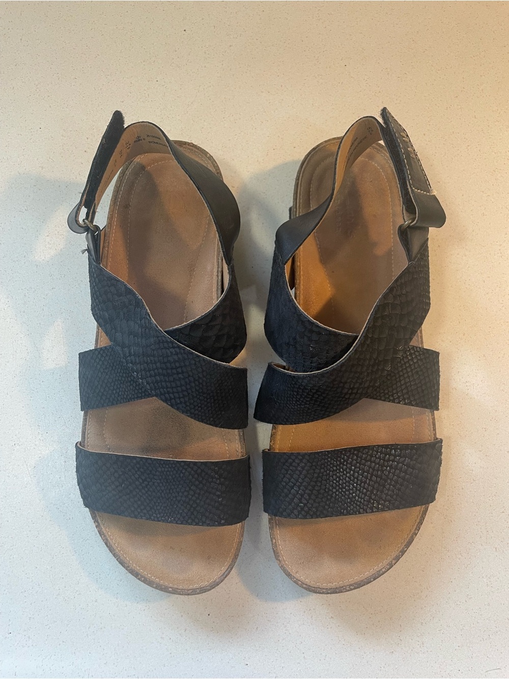 Clark’s Women’s Wide Sandals
